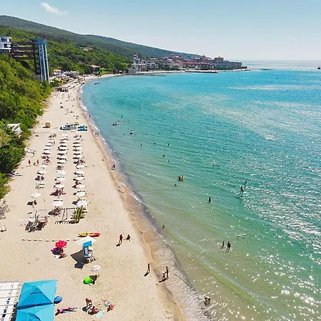 Panorama Summer Destination Bulgaria 2000 *